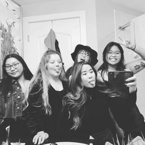 Meet your Posher, Emma